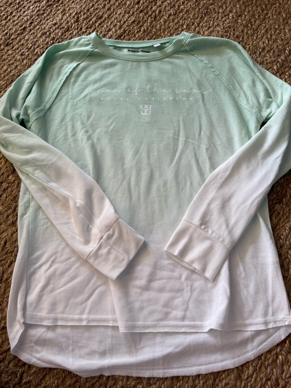 Royal Caribbean Icon of the Seas Green Ombré T-Shirt Size Medium NWOT